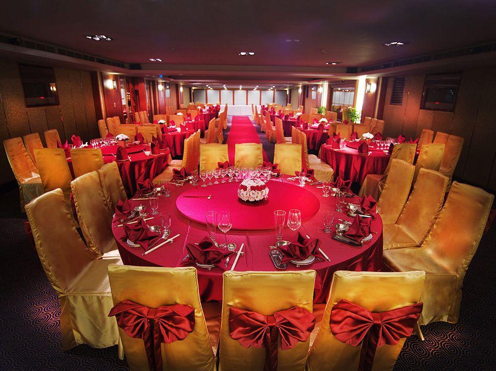 Golden China Khách sạn 4*
